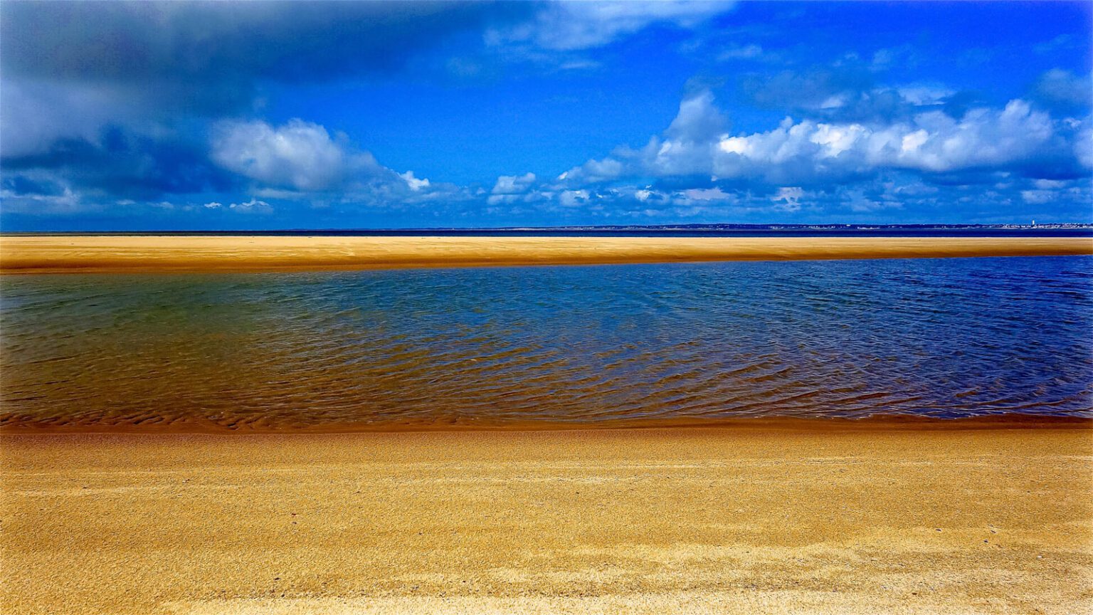 BOO1308_825-Version2-2